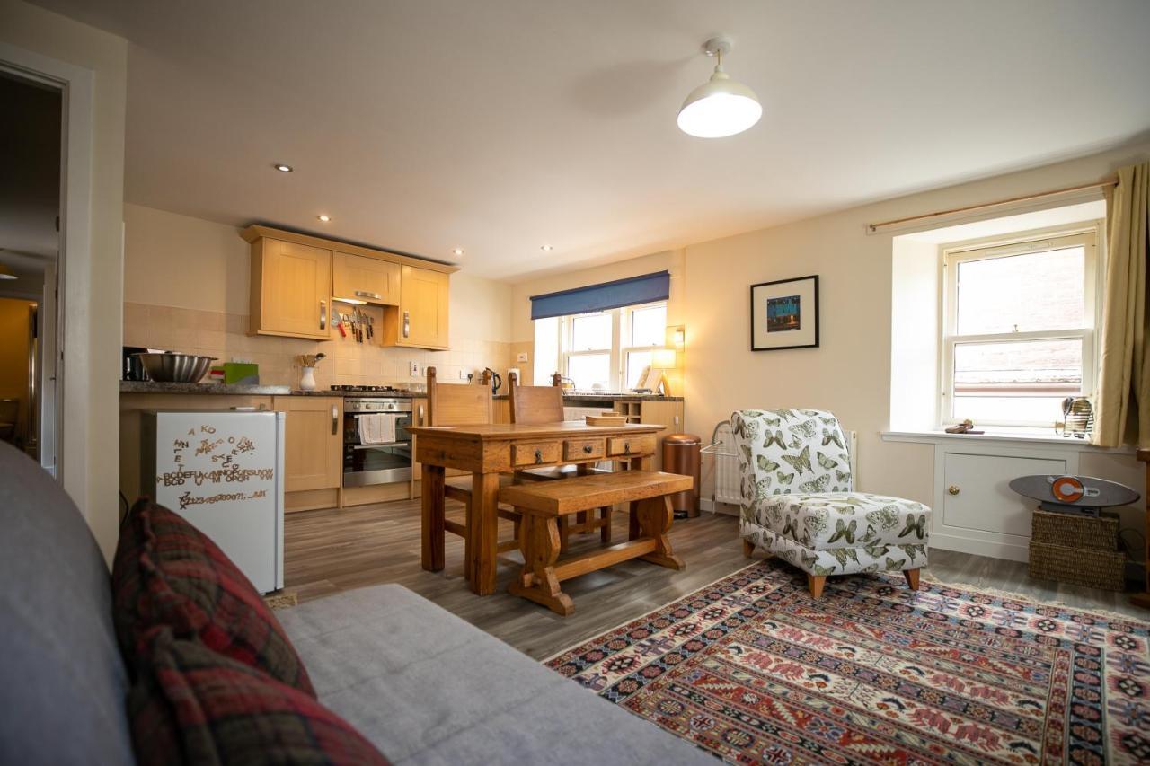The Starry Rock Apartment Kirriemuir Bagian luar foto