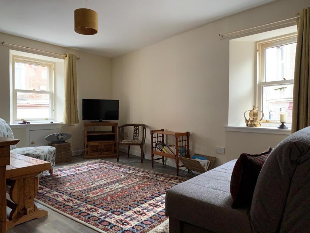 The Starry Rock Apartment Kirriemuir Bagian luar foto